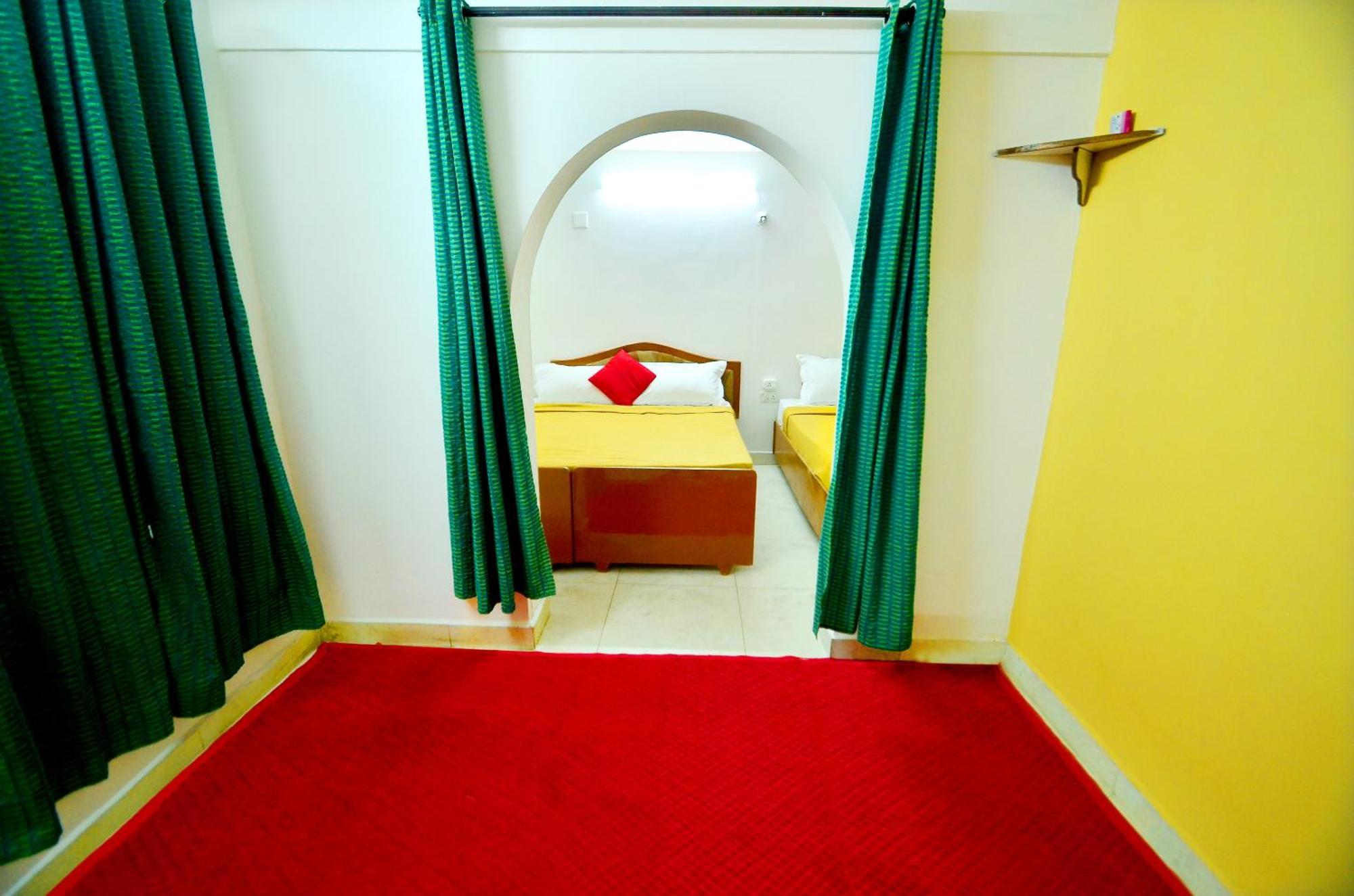 Estay Sk Residency Ooty Eksteriør billede